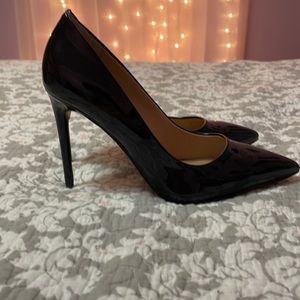 Jennifer Lopez Black Heels